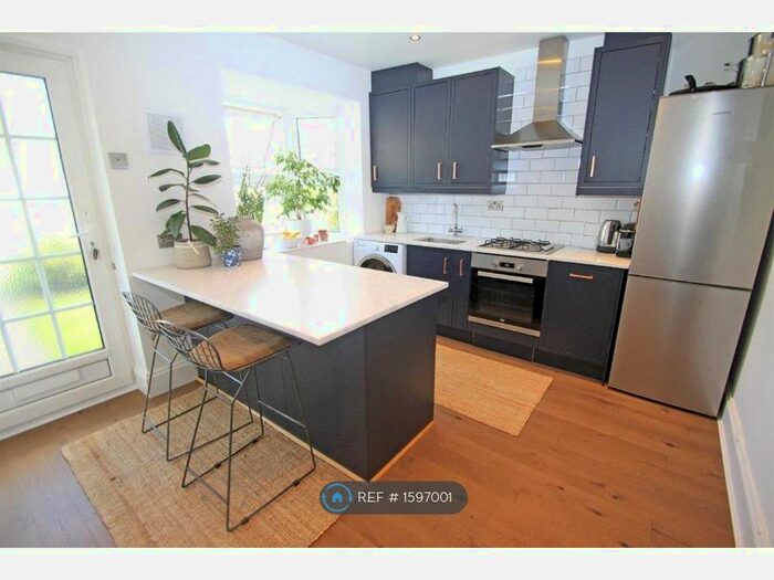 3 Bedroom Terraced House To Rent In Ray Mill Road West, Maidenhead, SL6