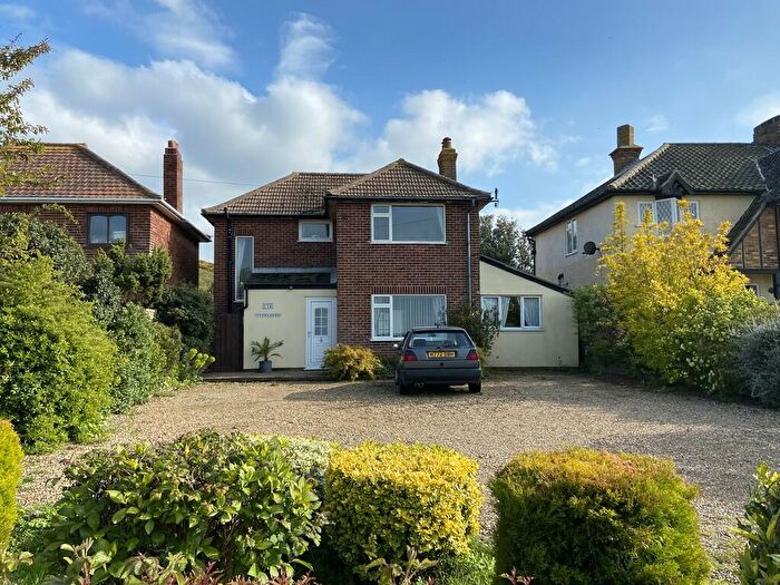3 Bedroom Detached House For Sale In West Runton, NR27