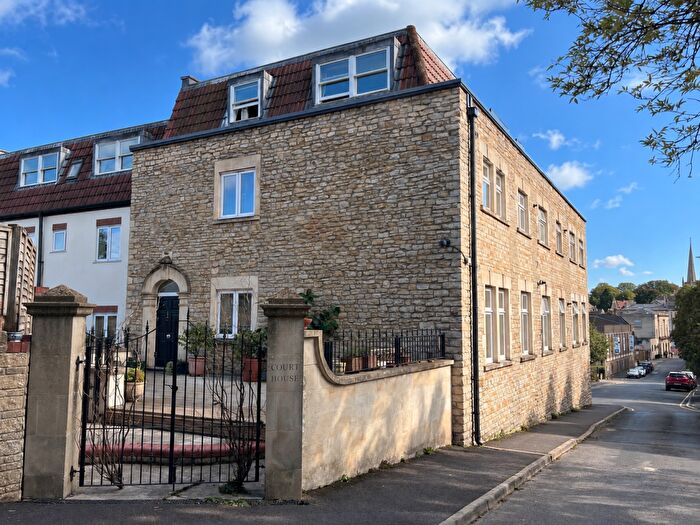 1 Bedroom Apartment For Sale In Waterloo, Frome, Somerset, BA11