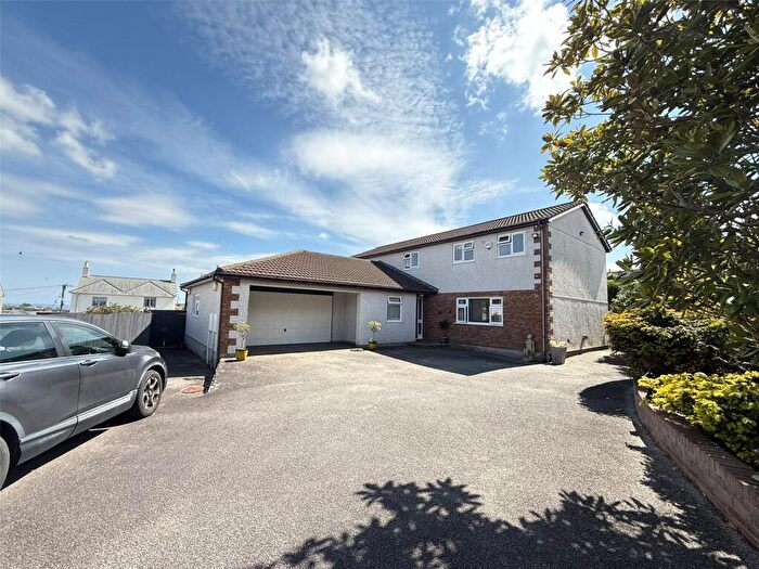 6 Bedroom Detached House For Sale In Bay View Park, St Austell, PL25