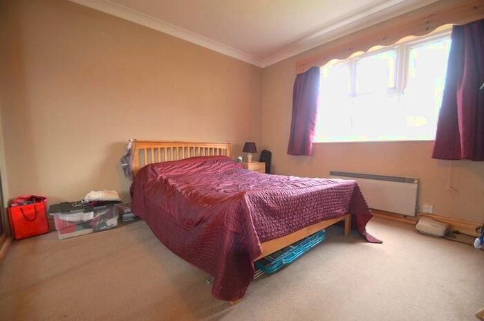 1 Bedroom Maisonette To Rent In Beech Avenue, Ruislip, HA4