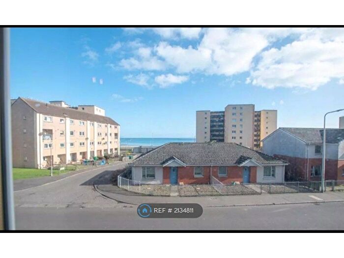 3 Bedroom Flat To Rent In Links St, Kirkcaldy, KY1