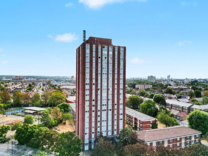 1 Bedroom Flat For Sale In Stellar House, London, N17