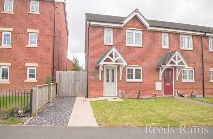 2 Bedroom End Of Terrace House For Sale In Lamprey Road, Ellesmere Port, Cheshire, CH66
