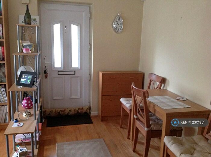 1 Bedroom Terraced House To Rent In Byron Close, Twyford, Reading, RG10