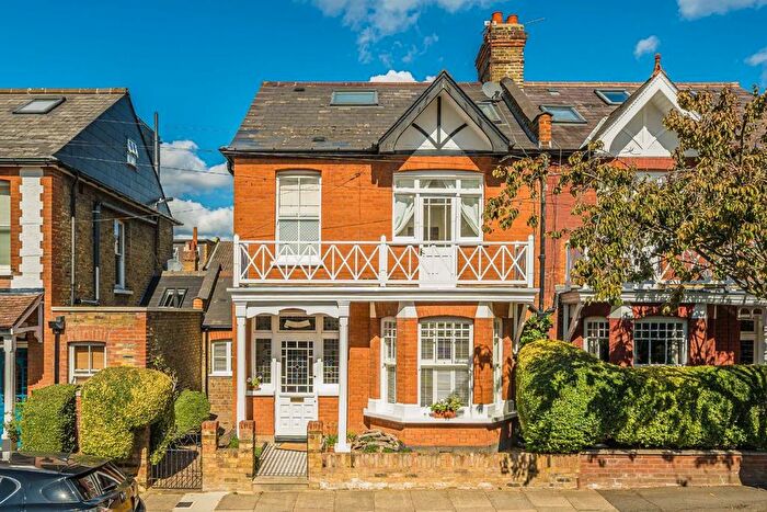4 Bedroom Semi-Detached House For Sale In Hartington Road, St Margarets, TW1