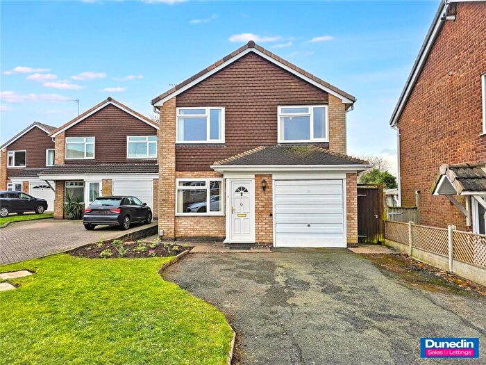 3 Bedroom Detached House For Sale In Lancaster Avenue, Rubery, Birmingham, B45