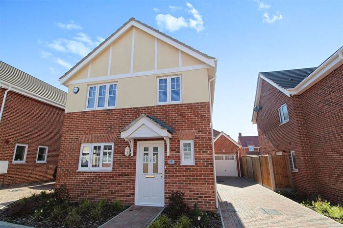 3 Bedroom Detached House For Sale In Rose Close, Gorleston, Great Yarmouth, NR31
