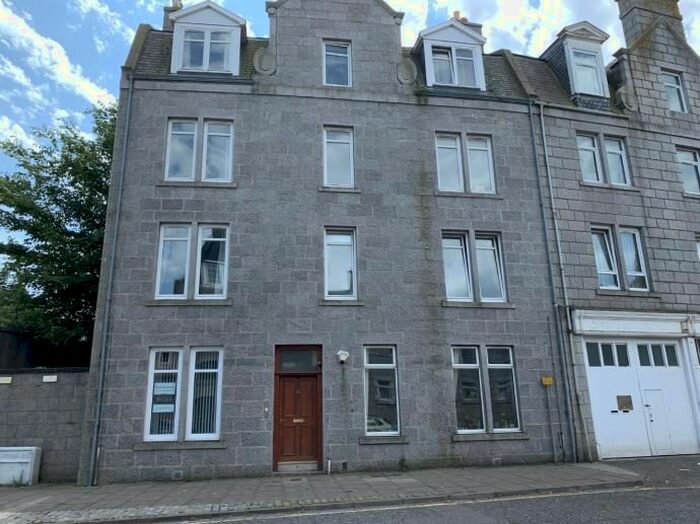 1 Bedroom Flat To Rent In Leadside Road, Rosemount, Aberdeen, AB25