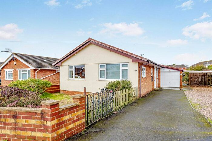 2 Bedroom Detached Bungalow For Sale In Canterbury Close, Feniton, Honiton, EX14