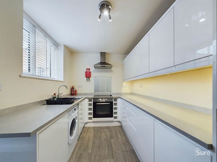 1 Bedroom Flat To Rent In High Street, Burton-On-Trent, Staffordshire, DE14