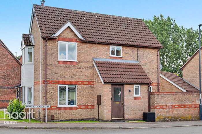 3 Bedroom Semi Detached House For Sale In Longstock Close, Oakwood, DE21