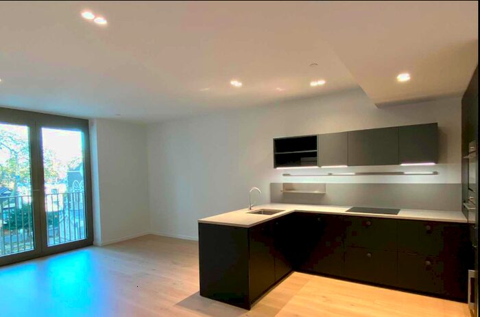 2 Bedroom House To Rent In Little Britain, London, London, EC1A