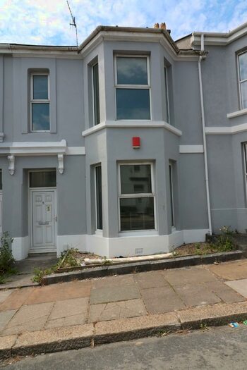 5 Bedroom Terraced House To Rent In Mildmay Street, Plymouth, Devon, PL4