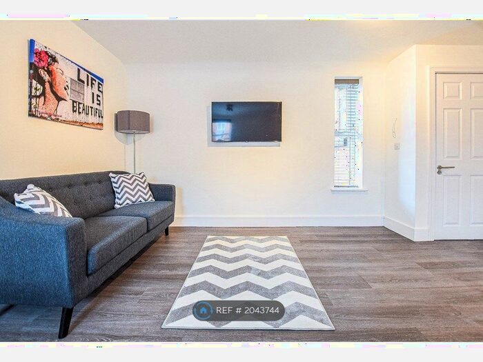 1 Bedroom Flat To Rent In Nantwich Road, Crewe, CW2