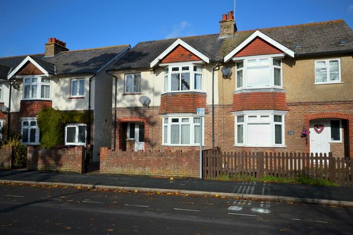 4 Bedroom Semi-Detached House To Rent In Kingsham Road, Chichester, West Sussex, PO19