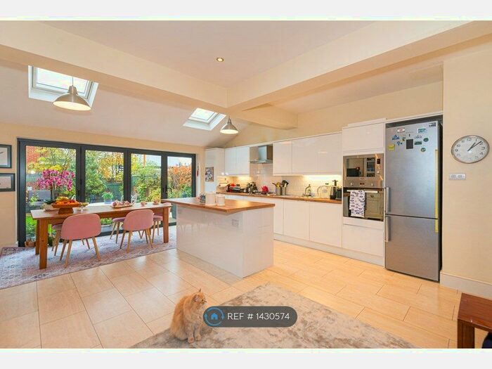 4 Bedroom Terraced House To Rent In Kingston Road, London, SW20