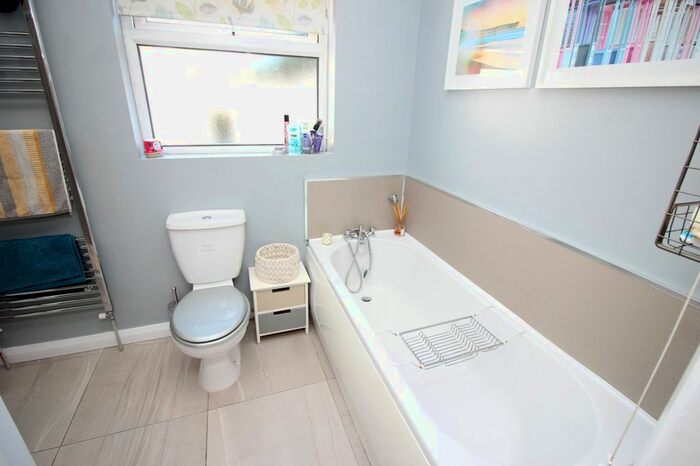 2 Bedroom Bungalow For Sale In Warren Park Avenue, Lisburn, County Down, BT28