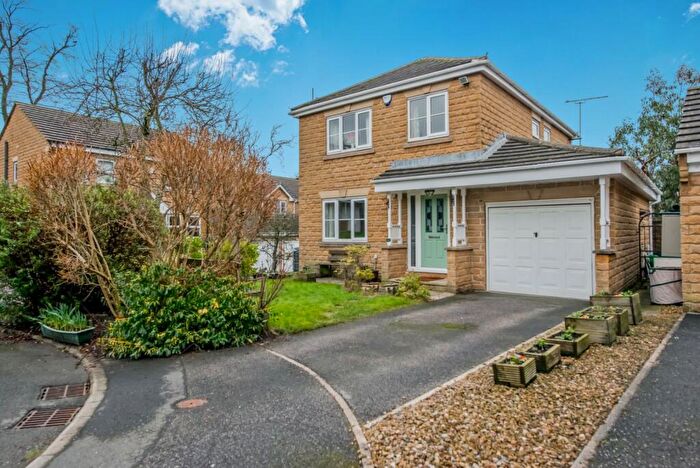 4 Bedroom Detached House For Sale In Richmond Grove, Gomersal, Cleckheaton, West Yorkshire, BD19