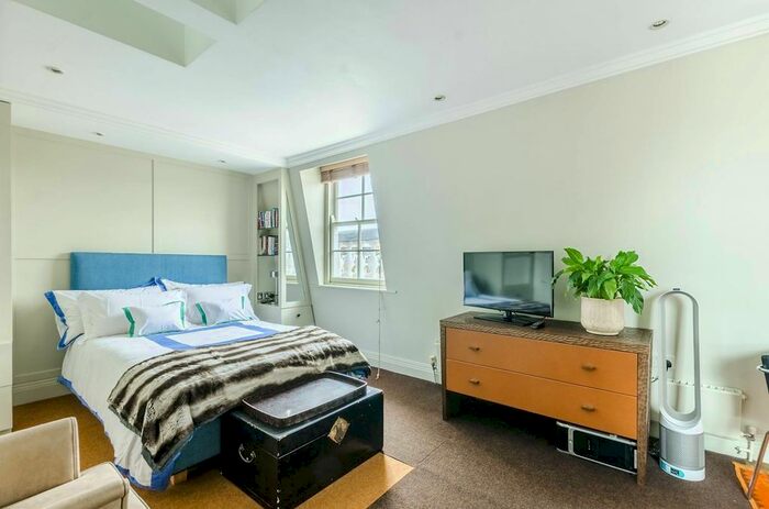 Studio To Rent In Onslow Gardens, South Kensington, London, SW7
