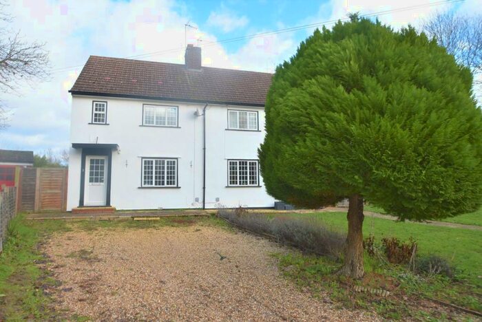 3 Bedroom Semi-Detached House To Rent In Court Farm Cottages, Dorney Common, Dorney, Windsor, Berkshire, SL4