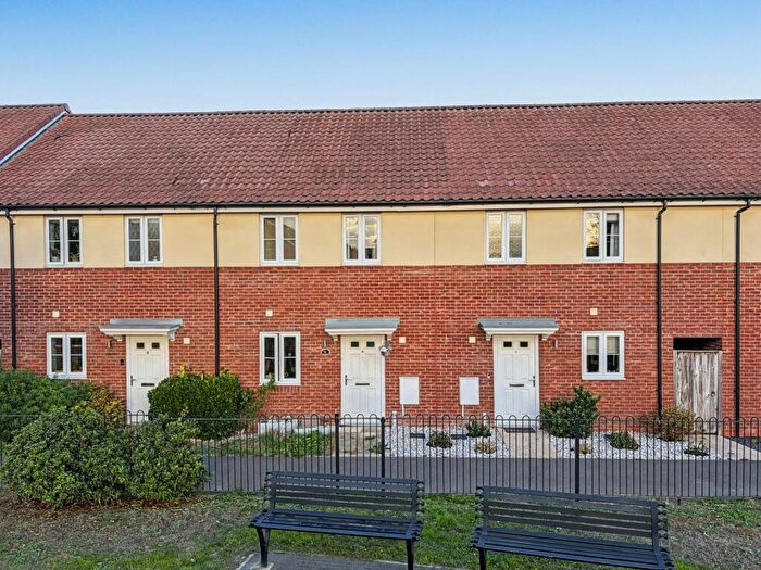 3 Bedroom Terraced House For Sale In River Way, Great Blakenham, Ipswich, IP6