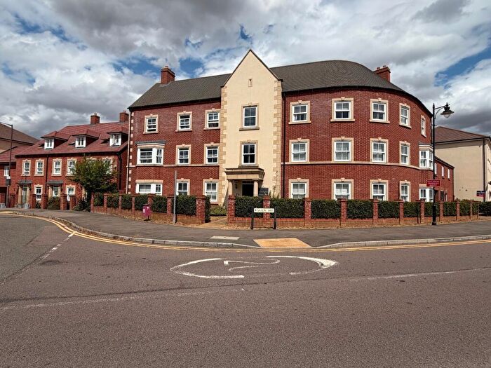 2 Bedroom Flat For Sale In Great Denham, MK40
