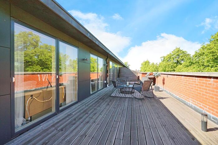 3 Bedroom Flat For Sale In Station Road, Ashby-de-la-Zouch, Leicestershire, LE65