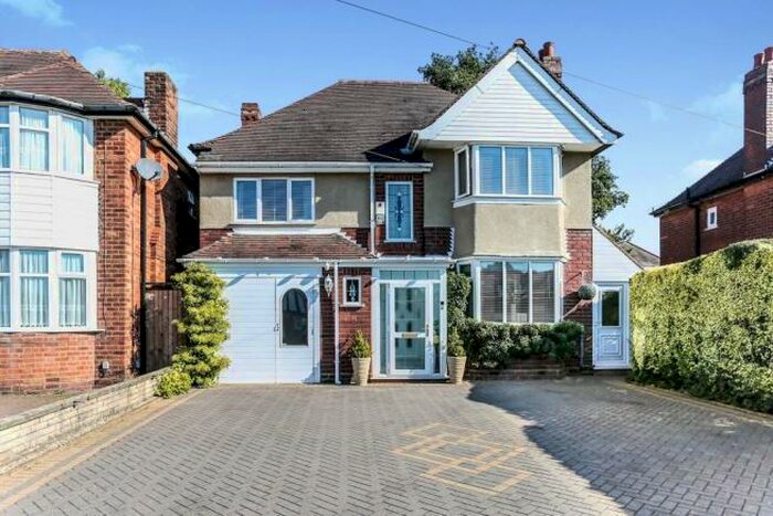 4 Bedroom Detached House To Rent In Hazelhurst Road, Castle Bromwich, Birmingham, B36