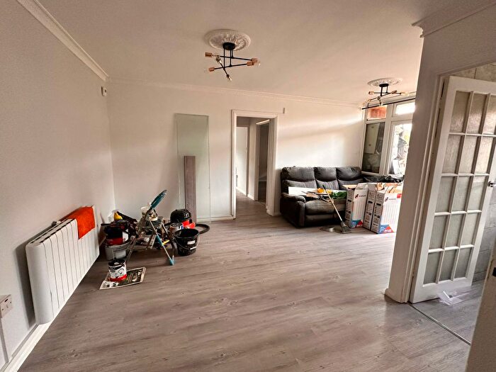 2 Bedroom Flat To Rent In Longbridge Road, Barking, IG11