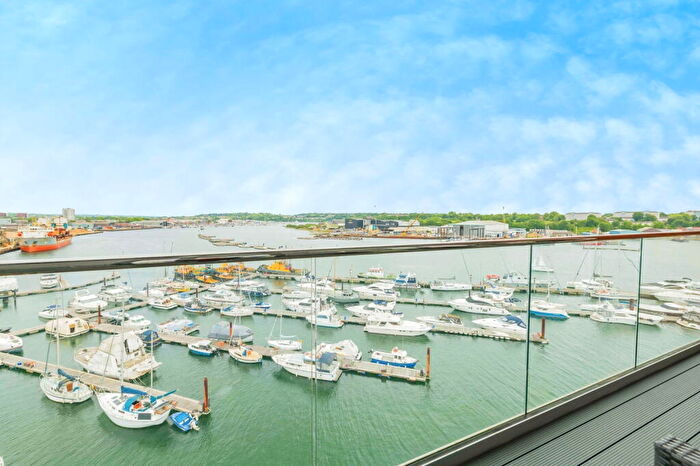 3 Bedroom Apartment For Sale In Penthouse, Elm Quay, Thomas Blake Avenue, Southampton, SO14
