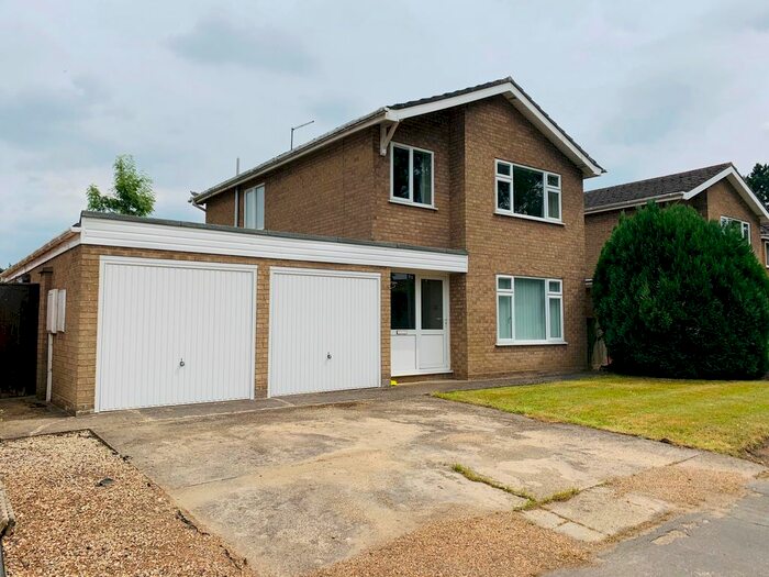 3 Bedroom Detached House To Rent In Ladywood Road, Spalding, PE11