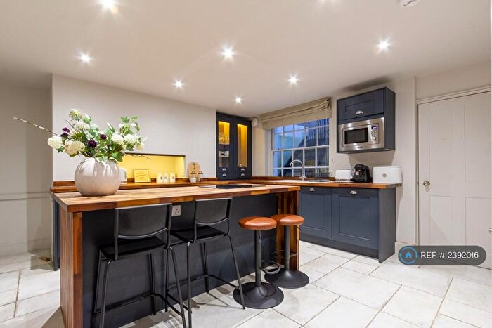 4 Bedroom Flat To Rent In Brunswick Road, Hove, BN3