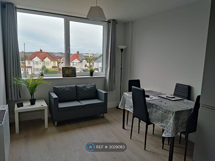 1 Bedroom Flat To Rent In Romsey Road, Nursling, Southampton, SO16