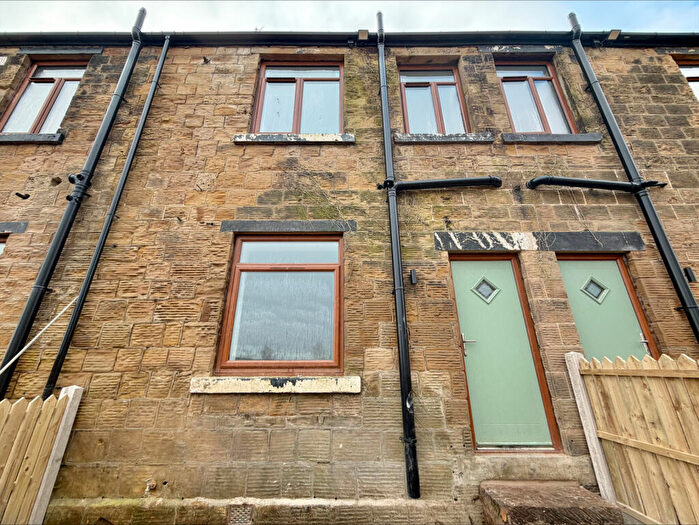 2 Bedroom Terraced House To Rent In Alma Villas, LS26