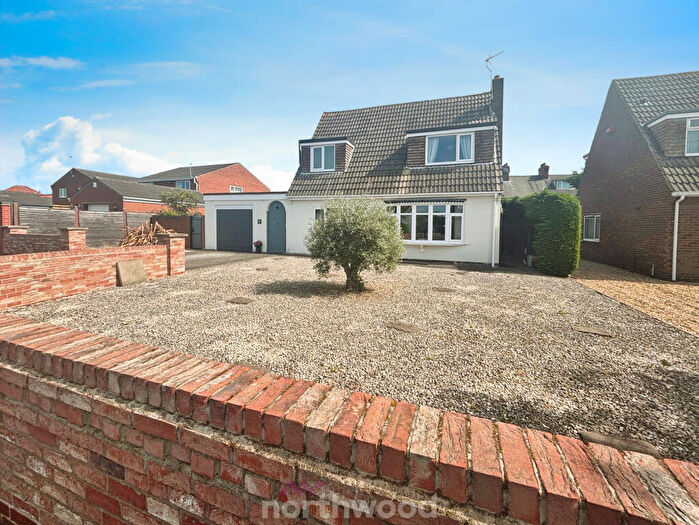 3 Bedroom Detached House For Sale In Somerton Drive, Hatfield Woodhouse, Doncaster, DN7