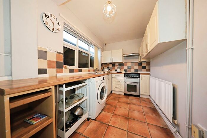 2 Bedroom End Of Terrace House For Sale In Bedford Street, Stow Heath, Wolverhampton, WV1