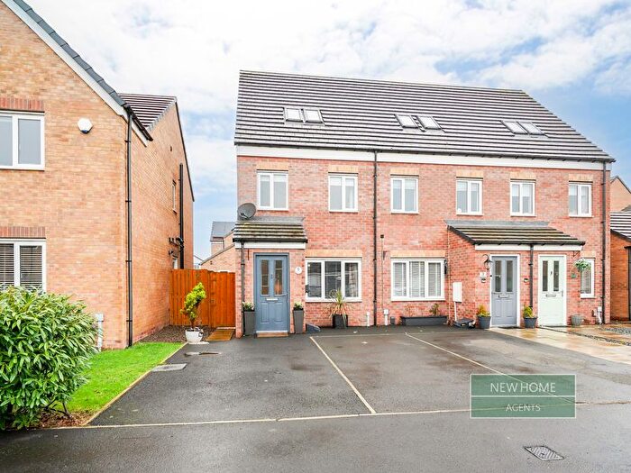 3 Bedroom End Terrace House For Sale In Bronte Way, South Shields, NE34