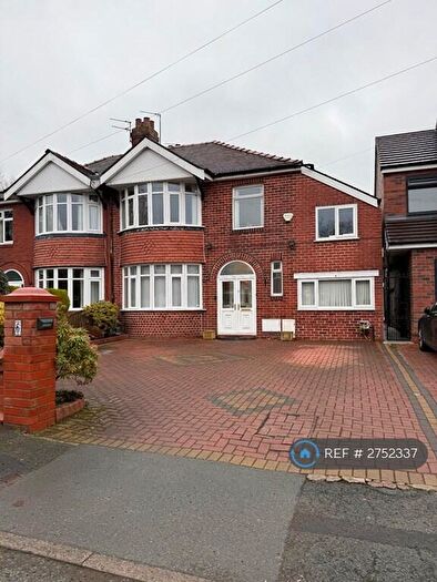 5 Bedroom Semi Detached House To Rent In Mellowstone Drive, Manchester, M21