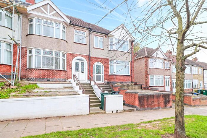 3 Bedroom Terraced House To Rent In Queen Isabels Avenue, Cheylesmore, Coventry, CV3