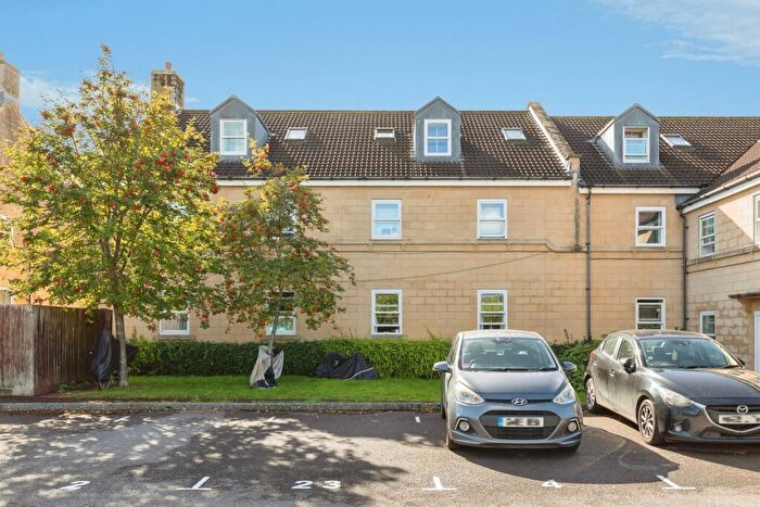 1 Bedroom Apartment For Sale In Albany Road, Bath, BA2