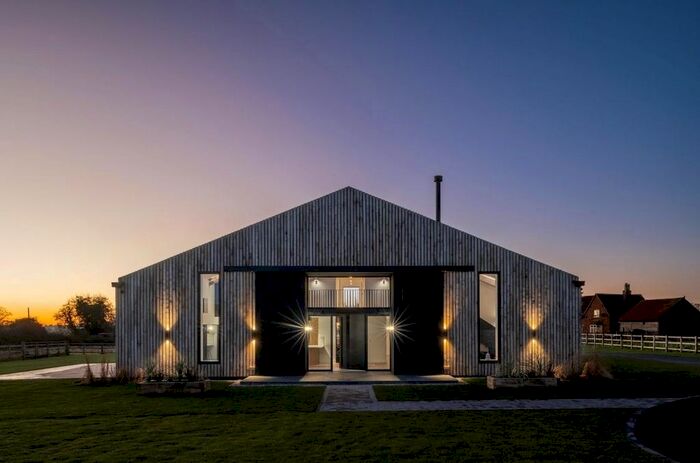 5 Bedroom Barn Conversion For Sale In New End Road, Maxstoke, Coleshill, Warwickshire B46