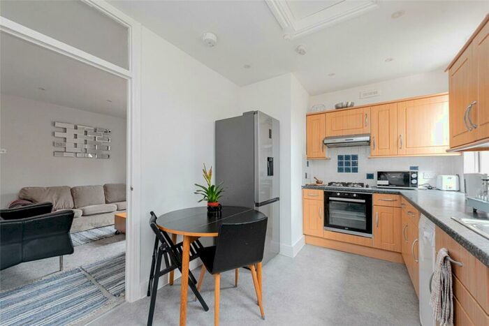 2 Bedroom Apartment To Rent In Spezia Road, London, NW10