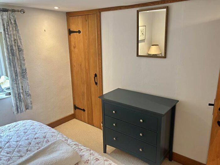 2 Bedroom Character Property To Rent In The Street, Poynings, BN45