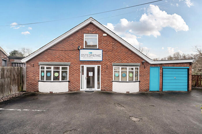 3 Bedroom Bungalow For Sale In Cheyney Road, Chester, Cheshire, CH1