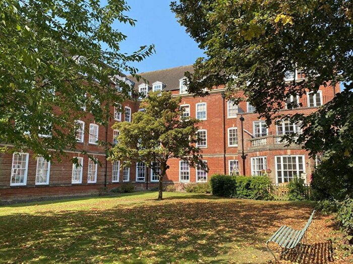 2 Bedroom Apartment For Sale In Thomas Wyatt Close, Norwich, NR2
