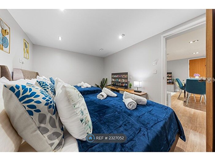 1 Bedroom Flat To Rent In Lavender Hill, London, SW11