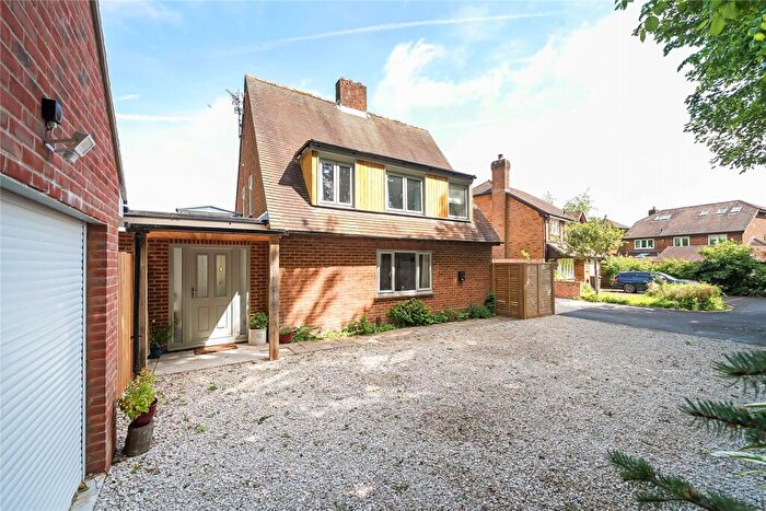 4 Bedroom Detached House For Sale In Halls Farm Close, Winchester, Hampshire, SO22