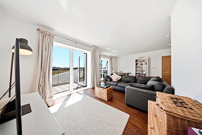 2 Bedroom Flat For Sale In Royal Court, Howard Road, Stanmore, HA7