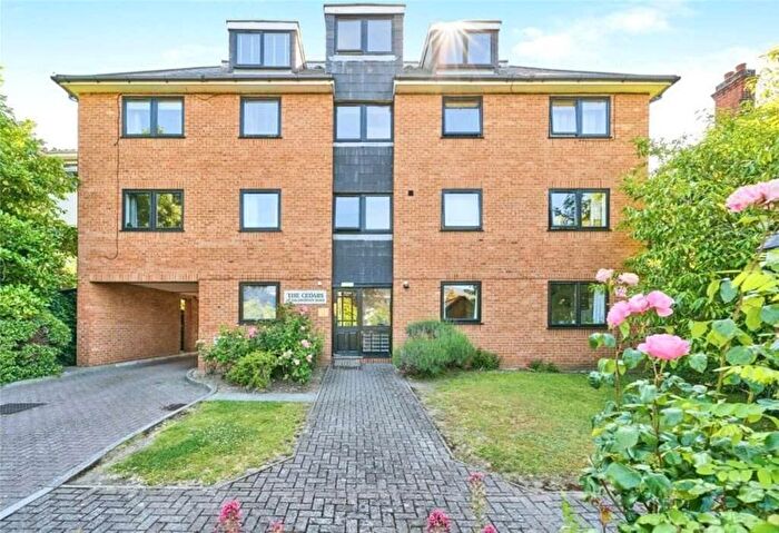 1 Bedroom Flat To Rent In The Cedars, Kingston Upon Thames, Surrey, KT2